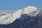 70 Zoom in Menna